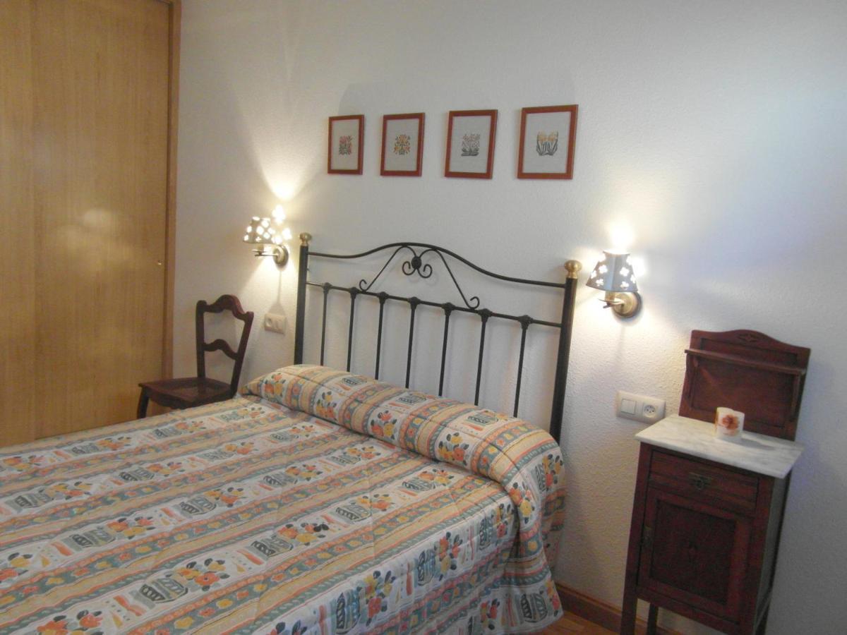 B25 - La Granja, Bajo con jardín - Villmor Benasque Exterior foto